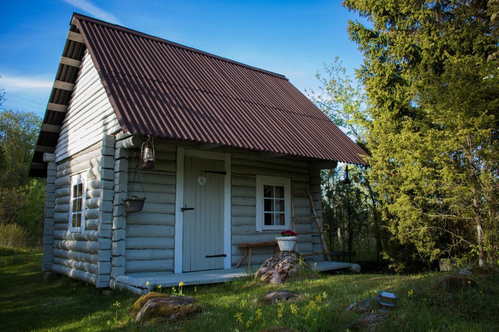 Kuusetuka Tourism Farm Villa Pahkla ภายนอก รูปภาพ
