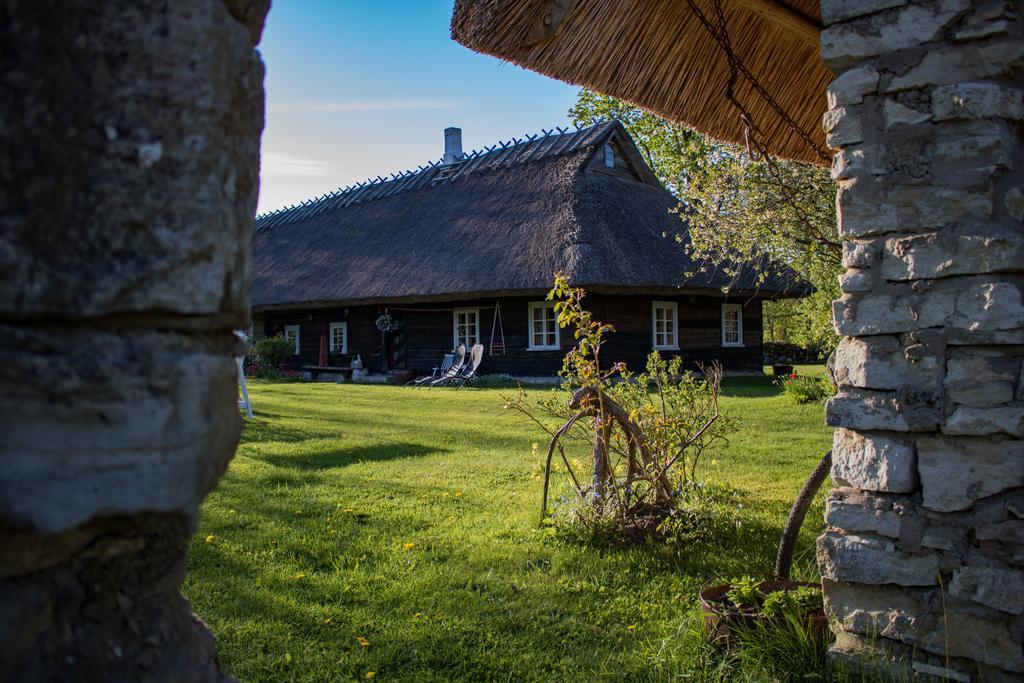 Kuusetuka Tourism Farm Villa Pahkla ภายนอก รูปภาพ